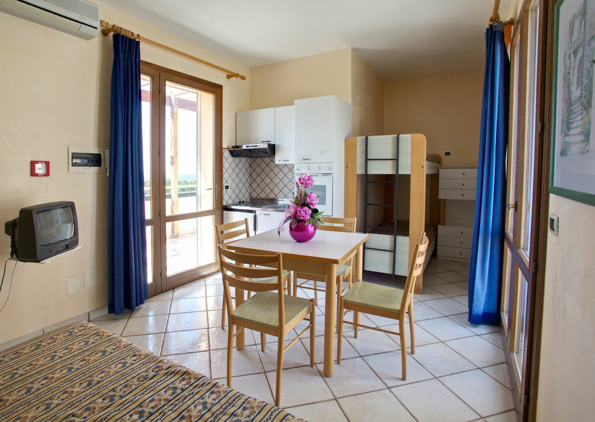 Tramonti Residence Sant Isidoro  Exterior photo